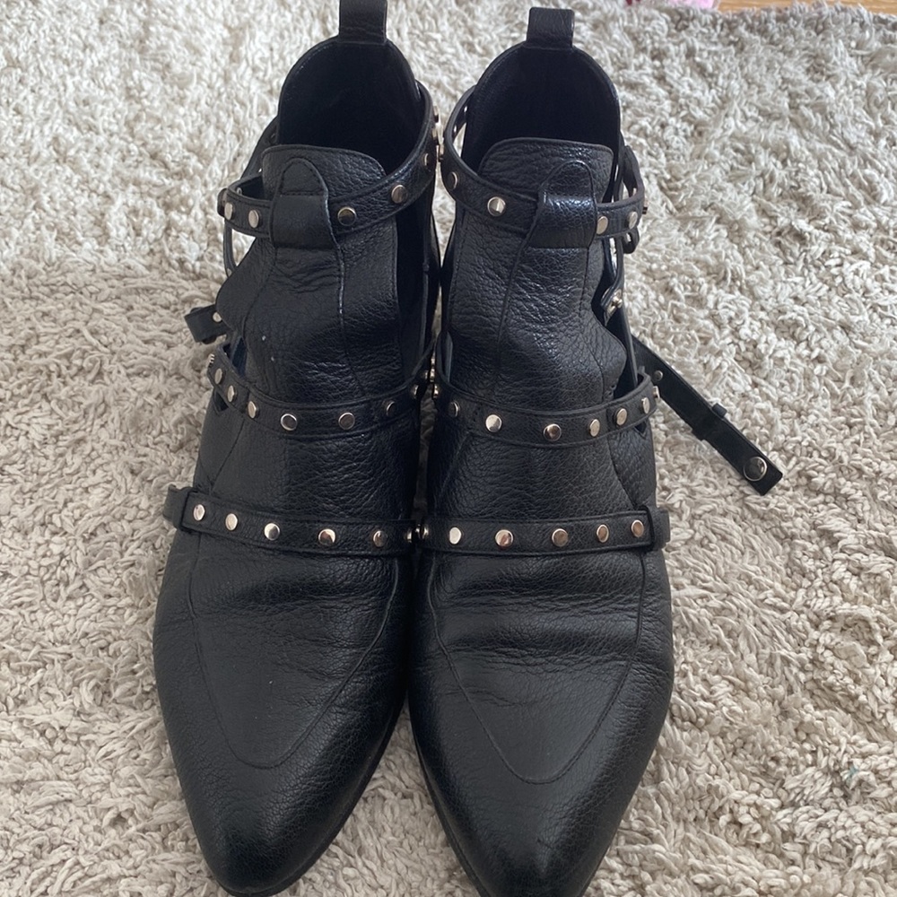 Booties - Picture 3 of 4